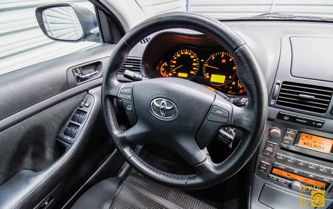 Toyota Avensis cena 14999 przebieg: 194000, rok produkcji 2007 z Nowe Skalmierzyce małe 326
